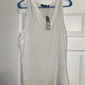 White Women’s L Apt 9 tank top NWT